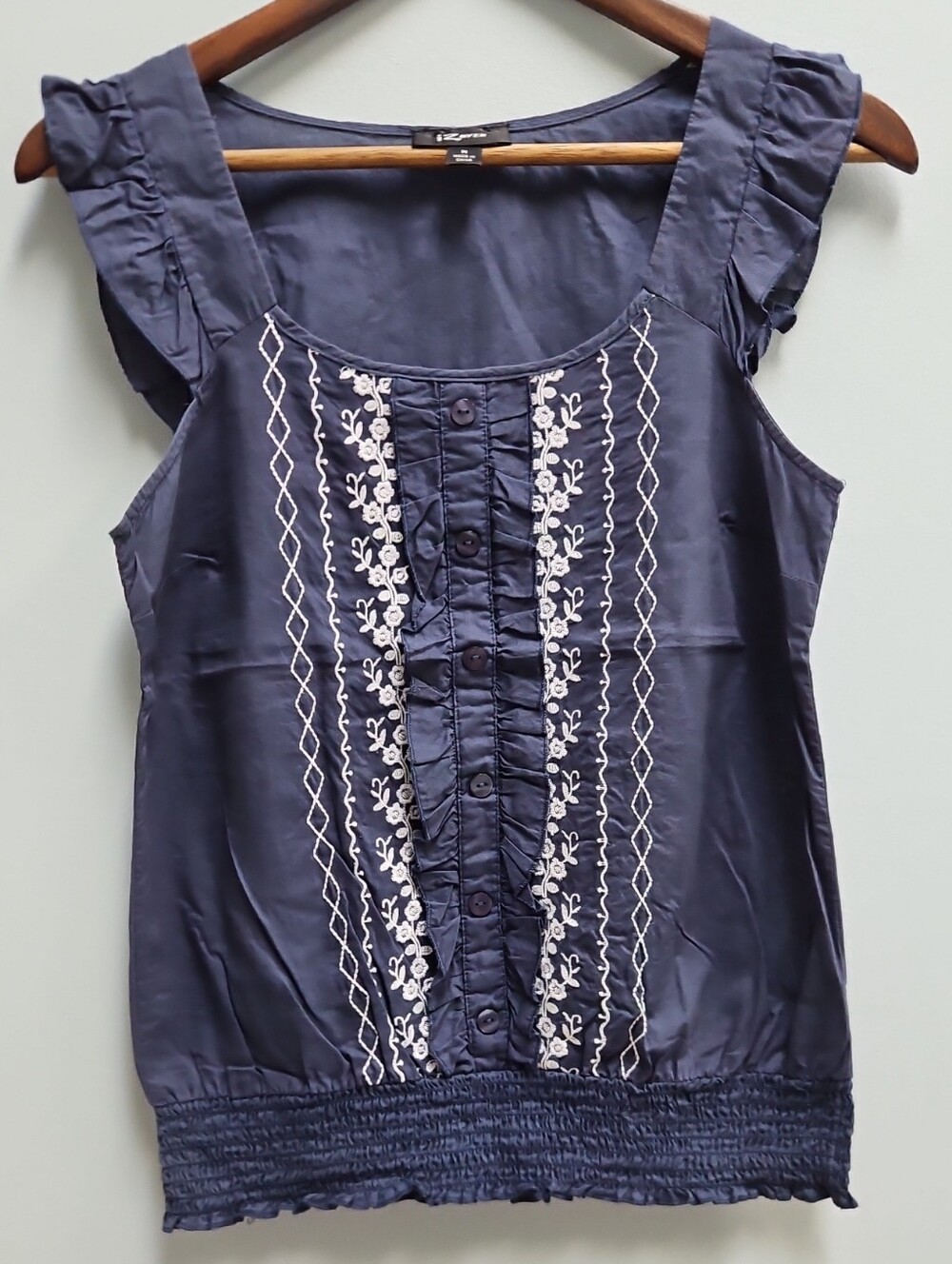 Blue Embroidered Sleeveless Top M With White Floral Pattern By IZ Byer